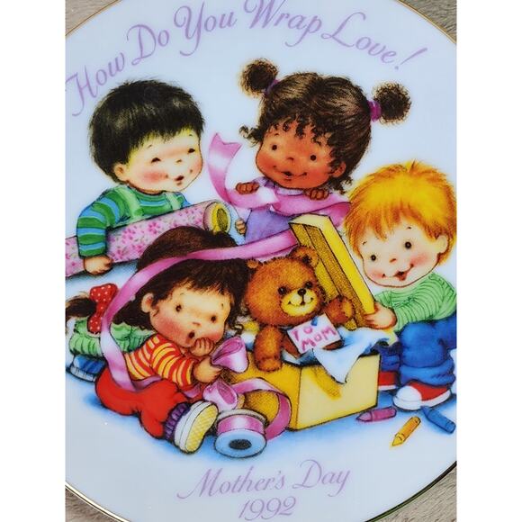 Avon Mother's Day Plate 1981 1982 1984 1992 Kids Design Porcelain Japan 5" x4 - Picture 15 of 16